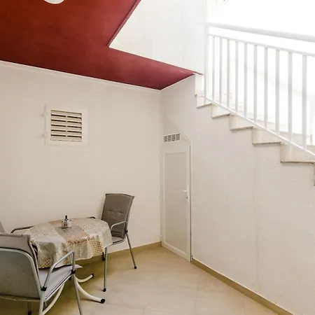 内纳达公寓旅馆