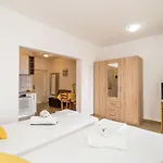 Nenada * Dubrovnik